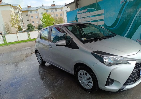 Toyota Yaris cena 49900 przebieg: 73000, rok produkcji 2019 z Chełm małe 704